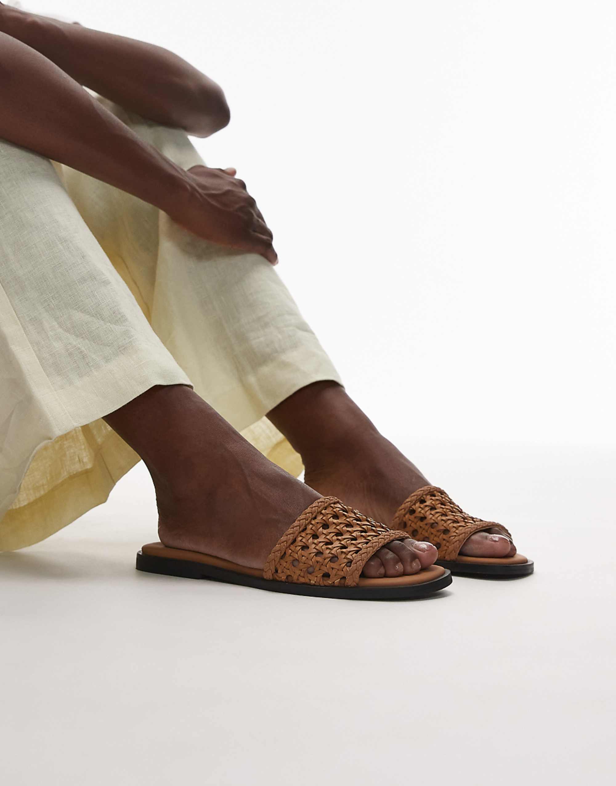 Topshop Jackie Flat Weave Sandal in Tan