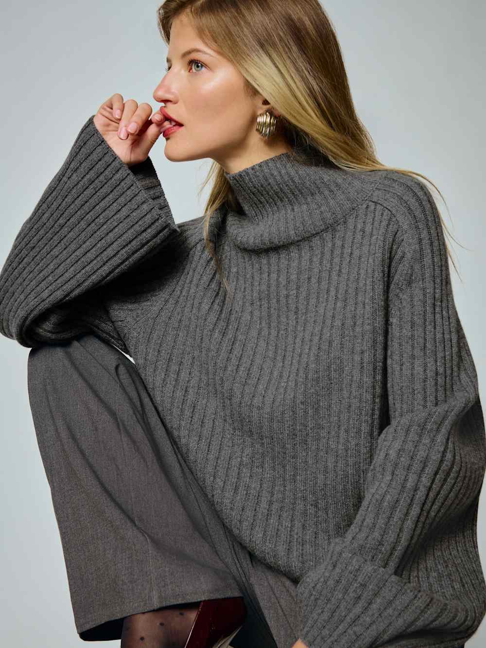 Brooke Cashmere Cropped Turtleneck