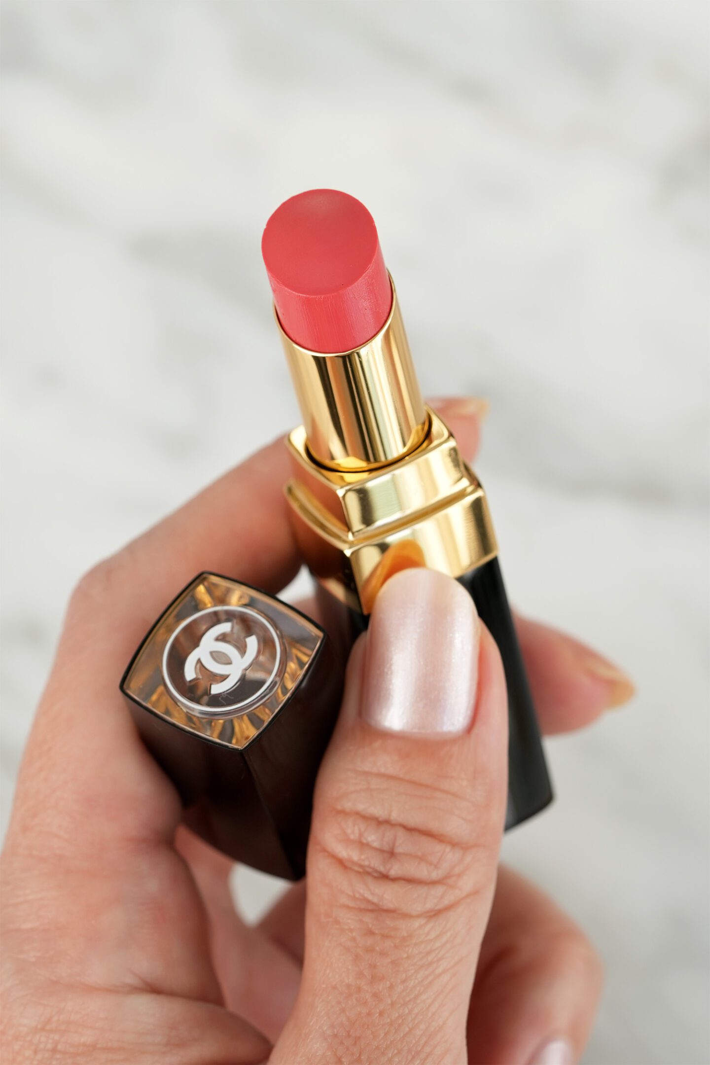 Chanel Rouge Coco Flash Bisous