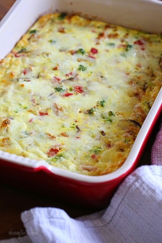 This Sausage, Cheese and Veggie Breakfast Casserole is made with Italian chicken sausage, broccoli, roasted peppers and mozzarella cheese.